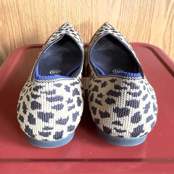 Rothys Womens The Point Leopard Cheetah Ballet Flats Size 7 Animal Print Retired - Picture 7 of 11